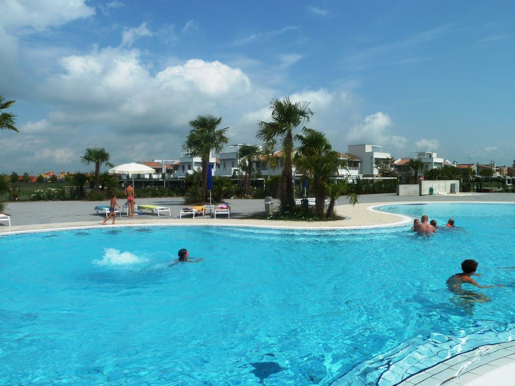 Villaggio Laguna Blu Каорле Екстериор снимка