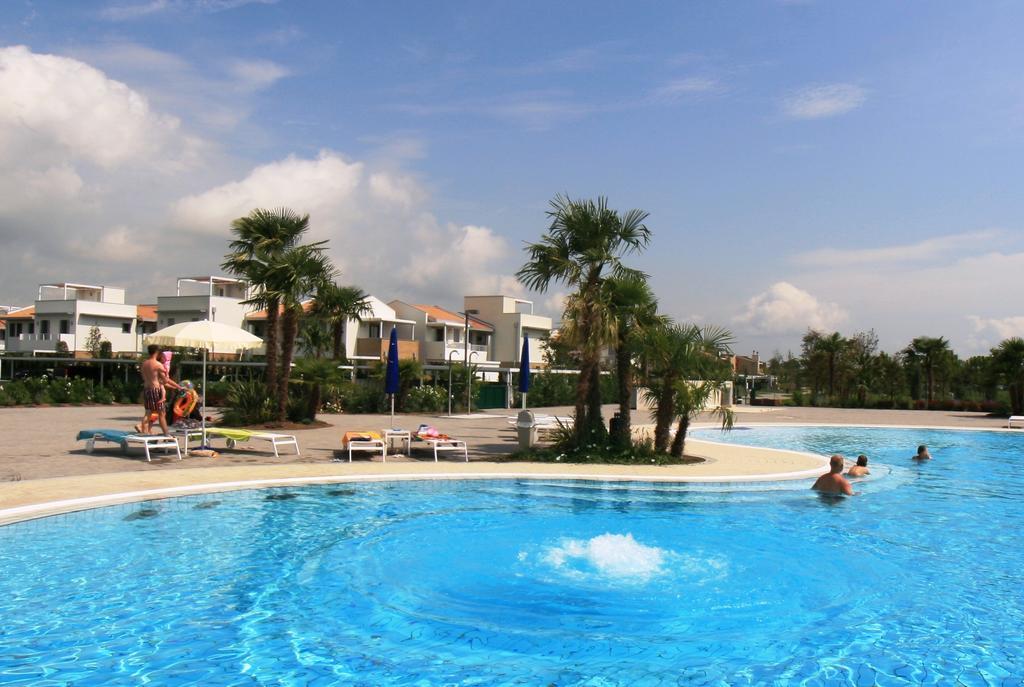 Villaggio Laguna Blu Каорле Екстериор снимка